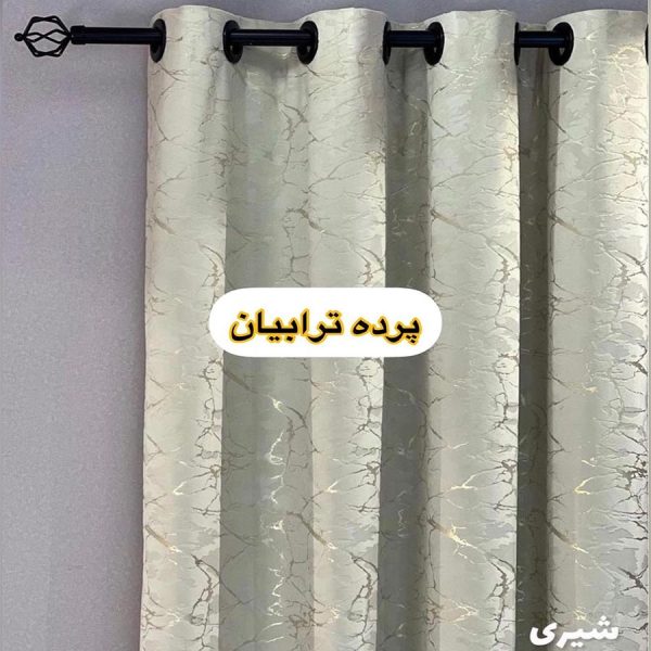 پرده آماده مخمل طلاکوب پتینه شیری