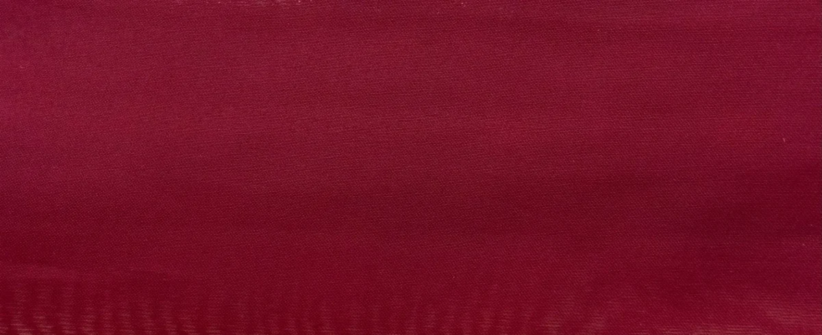 پرده آماده حریر ساده قرمز شرابی(Wine Red)